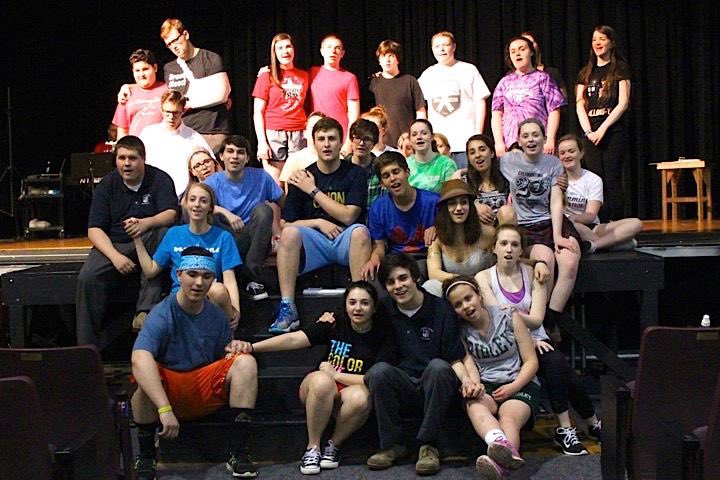 BillyILikes's tweet photo. Here’s just some random pictures from high school that represent an unbelievably small fraction of the people I loved then. https://t.co/9iC0yK0tsr