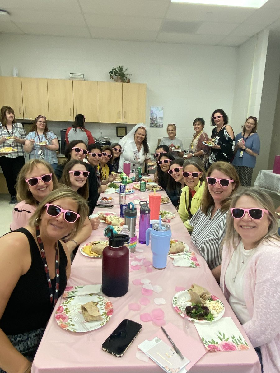 Michelle Tapia tweet media