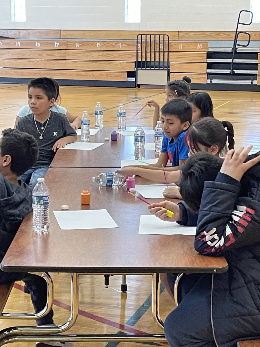 JCastrejon112's tweet image. A huge TY to #FamilyServiceOfLakeCounty for providing a series of childhood #MentalHealth workshops for our families in the #Highwood and #HighlandPark community. Our families are fully engaged and grateful for this opportunity. We are thankful for our partnership. #112Leads