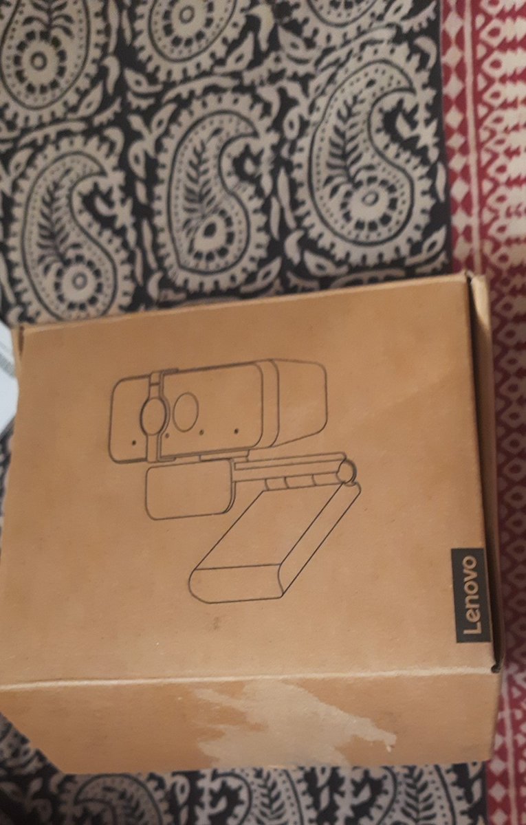 GrinchUnlimited's tweet photo. I had placed an order for a lenovo FHD webcam via @amazonIN and they sent me an empty box. I obviously raised the complaint immediately to which their response was "there's a 5 day investigation period" at the end of which I'll be informed about the outcome. https://t.co/rDfHwlYYCS