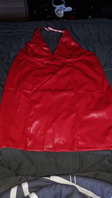 New Red leather Dress👗,  Daddy got it for me wear for his birthday🎂 tomorrow should have some hot new<a href="/tag/greenscreen"class="tags"><span>#greenscreen</span></a><a href="/tag/highheels"class="tags"><span>#highheels</span></a><a href="/tag/bbw"class="tags"><span>#bbw</span></a><a href="/tag/leatherdress"class="tags"><span>#leatherdress</span></a><a href="/tag/f"class="tags"><span>#f</span></a>