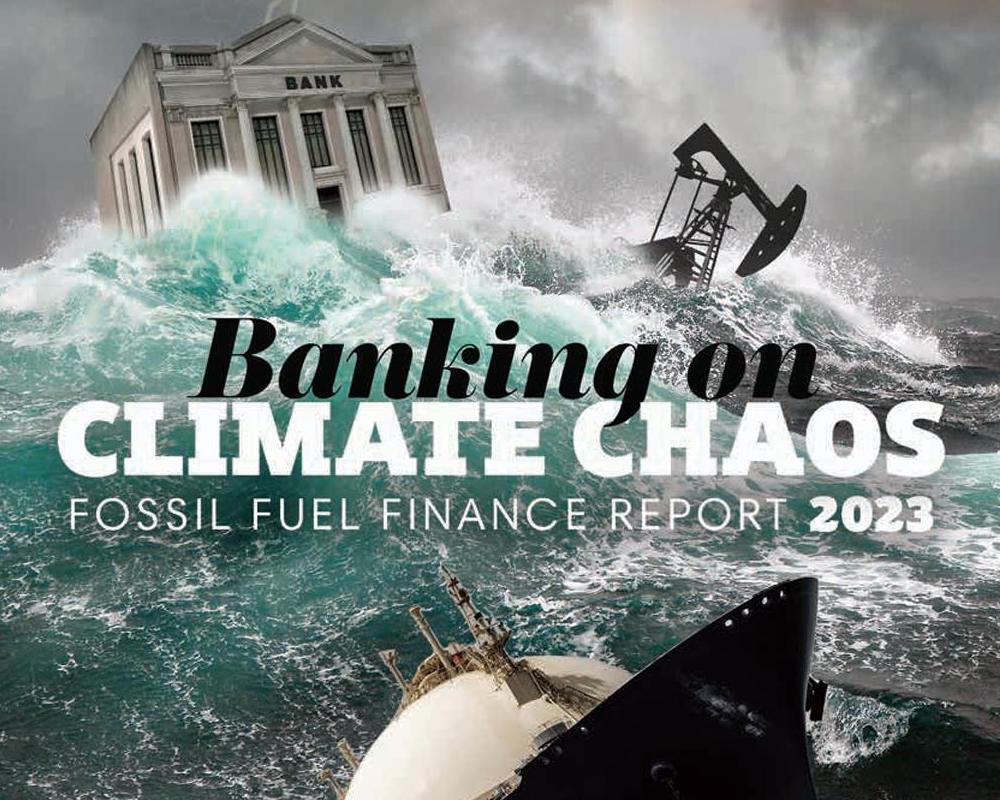 SierraClub's tweet photo. 🚨 BREAKING: The annual #BankingonClimateChaos report just dropped, revealing that the world's biggest banks continue to pour billions of dollars into fossil fuel expansion each year #BOCC

Read the press release: https://t.co/CcByWVGLpi

Read the report: https://t.co/kWWSZ4zPu3 https://t.co/e9NIvYaTJq