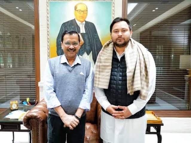 piush79's tweet photo. @ArvindKejriwal नवी फेल वाली मार्कशीट देखी कि नही इनकी https://t.co/T5lC3wWGaY