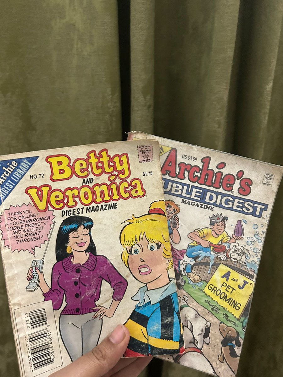 shouryyyy's tweet photo. Riverdale is for Genz. https://t.co/Fabivg9SKO