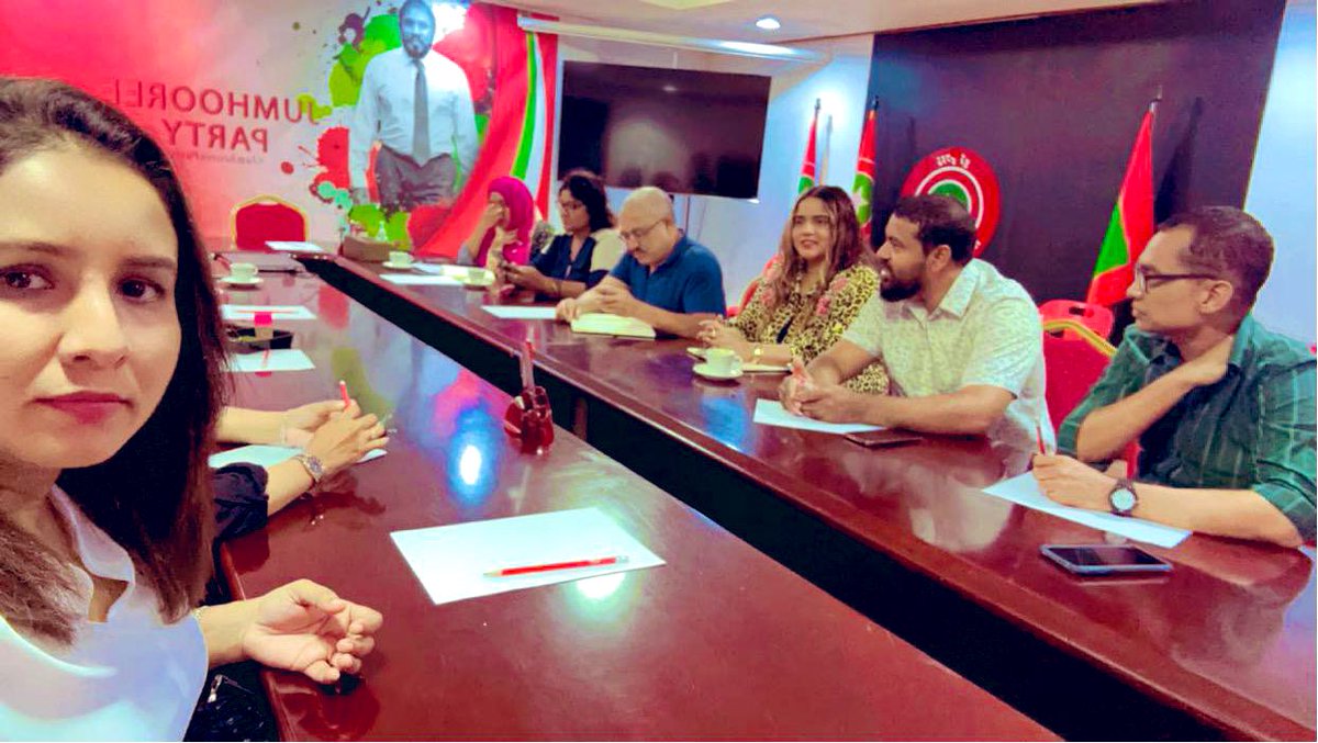 IruthishamAdam's tweet photo. Raajjeyge siyaasee, igthisaadhee, ijthimaaee adhi dhemehettenivi tharaqqee ge rongun Anhenun ge vazeefaa gai baaruveri kurumaai behey gothun Anhenun ge adu
ivvumah Jumhooree Party ( JP ) ge siyaasathu #HAMAJEHUMAH muhi'mmu mashwaraa thakeh !
Thank you @WomensleagueJP ! 🇲🇻
@qasimibrahim
#Qasimibrahim
#Q2023
#QN2023
#Qasim2023
#JPWomensleague
#JPZuvaanun
#jpians
#Hamajehumah
#Qasim2023
#womeninpolitics
#JP #UFAA @IruthishamAdam
@hinnal @LubnaZahir @aishathalinaaz @Ali__Arif @riyaz_rasheed @ilhammaldives
@ameenmaldives @ahmed_nihan @ammadaysaud @IqeyAdam
@JPSecretariat @AblhoMP @hinnal @YaminRasheed @MPShaah @mashaAish @Faru_Fuvahmulah @AminathMadheeha @Rukabdsattar @WahydAmmu