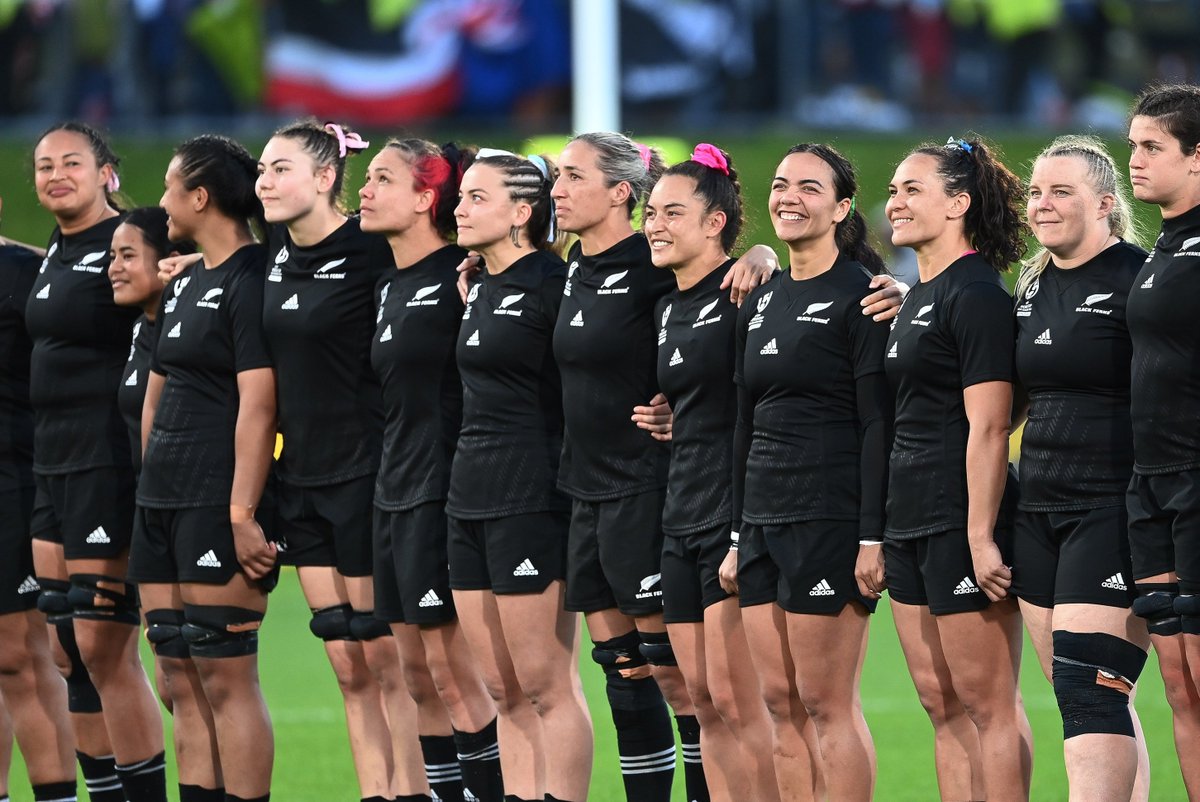 TheRunHomeSENZ's tweet image. On the show today...

- Kevin Hickland ahead of the 2023 World Bowls Championships 
- Gus&apos; Moment 🏟️
- @BlackFerns Assistant Tony Christie 🏉
- @JoeMullinax 🏀
- Glenn Ashby on #ProjectSpeed

📱 sen.lu/SENAppiOS
💻 sen.com.au/listen-live-nz/

@SENZ_Radio | @stephenmcivor5
