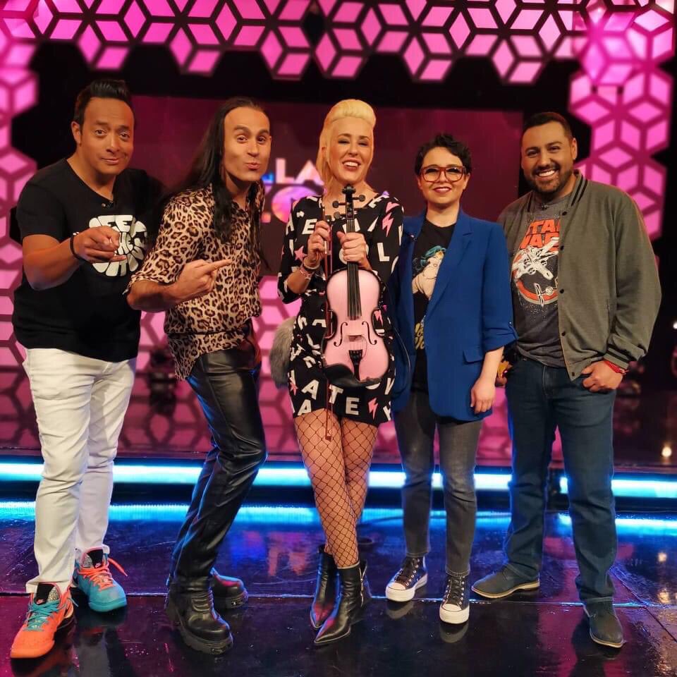¡Desde España <a href="/judithmateo/">Judith Mateo</a>! Reforzando el puente trasatlántico <a href="/LaZonaTvMex/">La Zona Tv</a> <a href="/MexiquenseTV/">Mexiquense</a> 😄🙌🏻✨