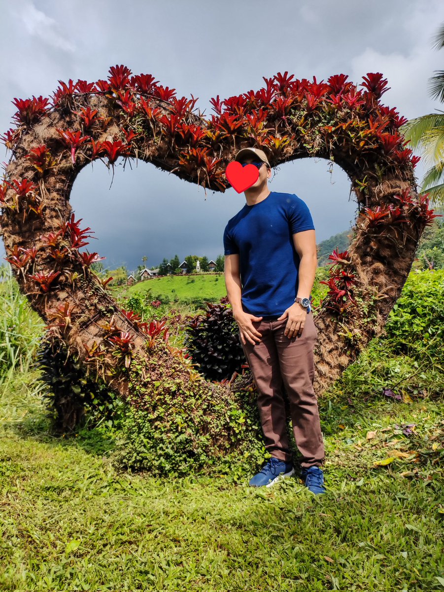 amr_bin10's tweet photo. Holy week well spent!
To my future love, please fill in the other side of the heart. Eme
#holyweek2023 #quickescapade
#love https://t.co/O0mA5X95RE