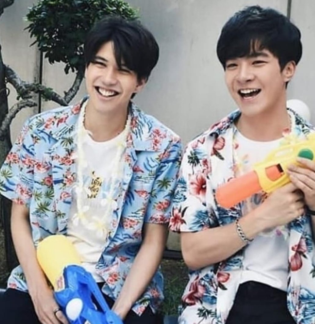alia_shines1's tweet photo. 𝐻𝐴𝑃𝑃𝑌 𝑆𝑂𝑁𝐺𝐾𝑅𝐴𝑁 𝐷𝐴𝑌🌸🌊
 𝑢𝑤𝑢💕✨🤗
#BBen  #BenEarth 
 #หมาป่าเบญจมินทร์ #PhanaWayo #khundin #คุณดิน #benjaminbrasier  
@benjaminbrasier @_KhunDin_ https://t.co/tJ3XBxXEWl