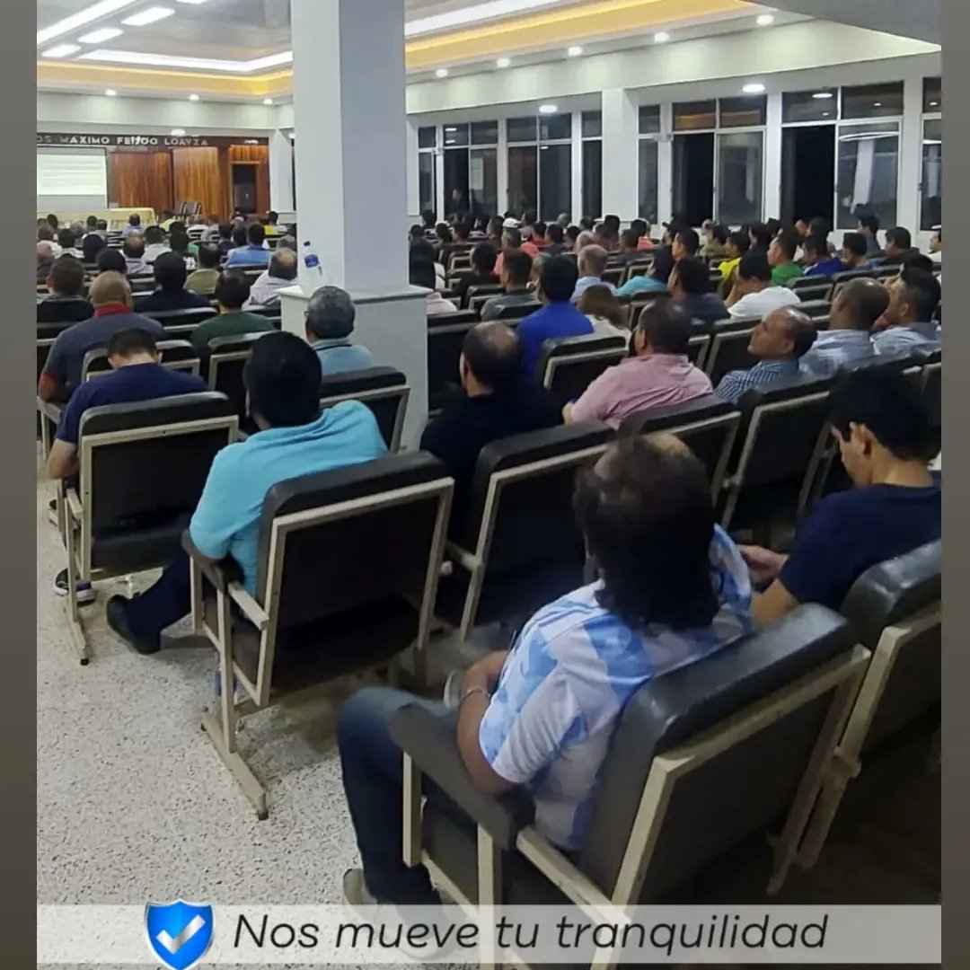 francofer1's tweet photo. Ante cientos de personas realizamos la Presentación de la aplicación de Movilidad Segura. Se trata de #Apilit pueden visitan el Facebook e Instagram para conocer mucho más. https://t.co/LqoV4Fagzz