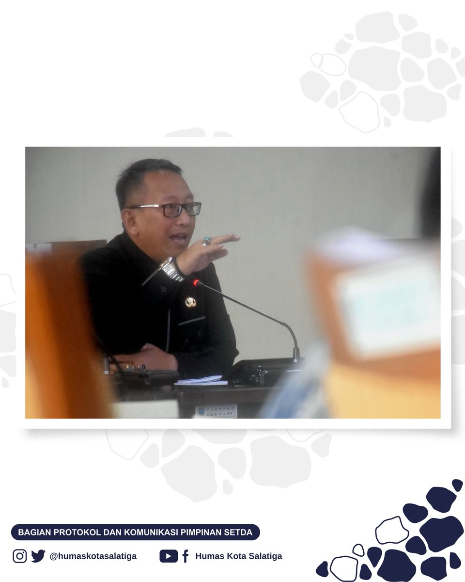 HumasSalatiga's tweet photo. @jokowi @ganjarpranowo @TajYasinMZ @Sinoeng69 #RapatPOK #salatiga #pjwalikota #opd #skpd #triwulan1 #POK https://t.co/PoG3I5cGTz