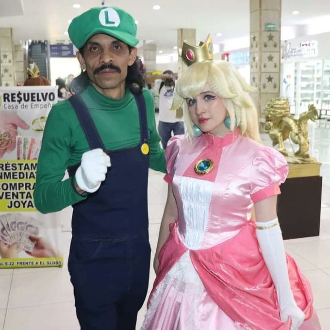Las bellas y la bestia un poco de lo que pas&oacute; en el #MEGA #grupal de la pel&iacute;cula de #SuperMarioBrosLaPelicula<a href="/tag/mega"class="tags"><span>#mega</span></a><a href="/tag/universalstudios"class="tags"><span>#universalstudios</span></a><a href="/tag/nintendo"class="tags"><span>#nintendo</span></a><a href="/tag/luigi"class="tags"><span>#luigi</span></a><a href="/tag/cinemex"class="tags"><span>#cinemex</span></a>