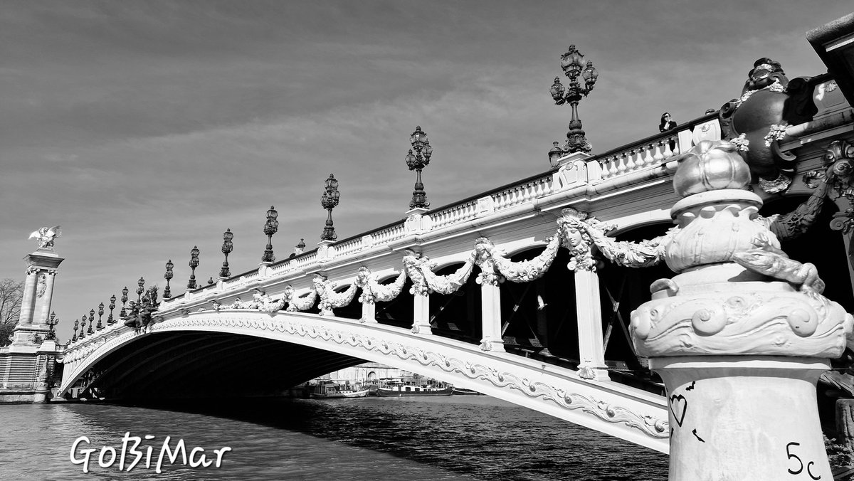 Bigot44408011's tweet image. #KdO 2❤️
De la tour effeil dimanche en rentrant jusqu&apos;à Bastille à pieds 👣 en passant par les quais 
#PontAlexandre3❤️