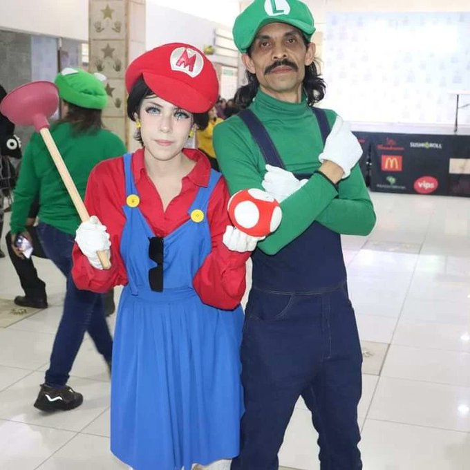 Las bellas y la bestia un poco de lo que pas&oacute; en el #MEGA #grupal de la pel&iacute;cula de #SuperMarioBrosLaPelicula<a href="/tag/mega"class="tags"><span>#mega</span></a><a href="/tag/universalstudios"class="tags"><span>#universalstudios</span></a><a href="/tag/nintendo"class="tags"><span>#nintendo</span></a><a href="/tag/luigi"class="tags"><span>#luigi</span></a><a href="/tag/cinemex"class="tags"><span>#cinemex</span></a>