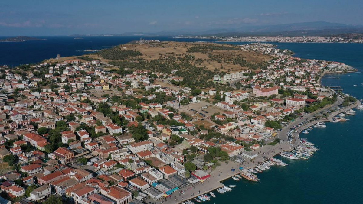 TimesofTurkiye's tweet photo. 📍Balıkesir'in Ayvalık ilçesinde yer alan Cunda Adası 'kesin korunacak hassas alan' ilan edildi. https://t.co/rEMDVGE83E