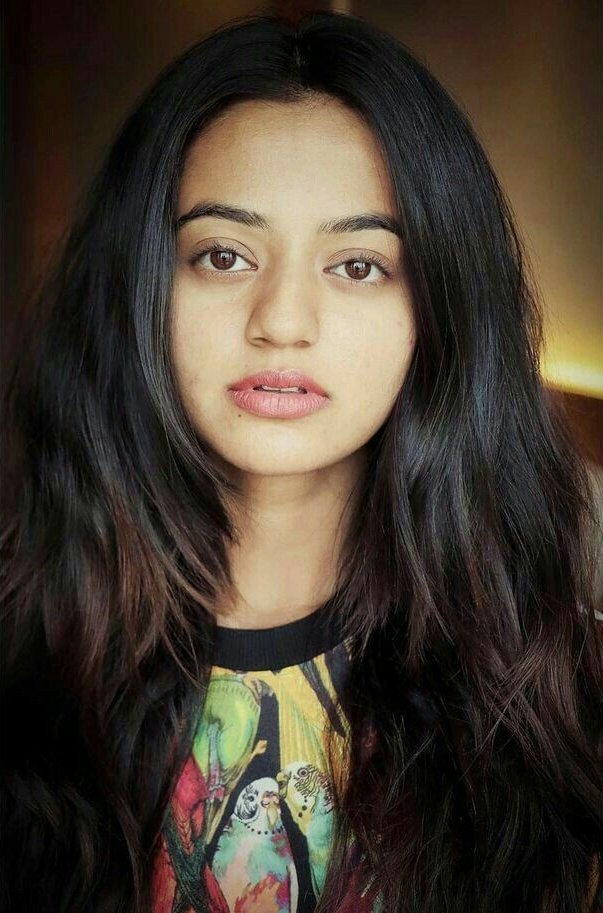 ─  #HellyShah 💌✨