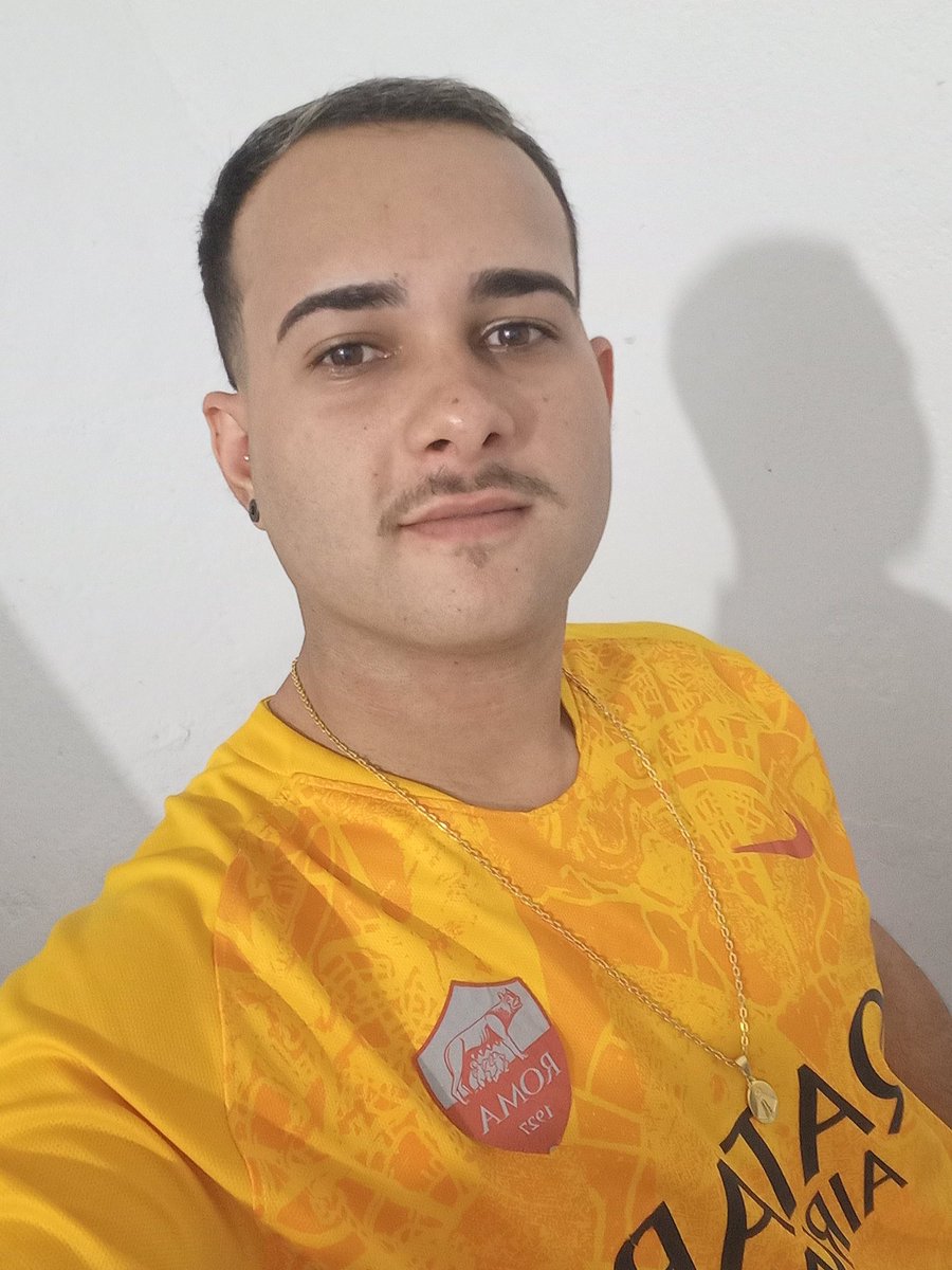 Hoje é meu aniversário!
Parabéns pra mim!
Velho? Eu? Que nada! Apenas mais experiente.
Obrigado, Deus! Por mais um ano de vida. Amém.🙌🙇🎉🎊 2.7