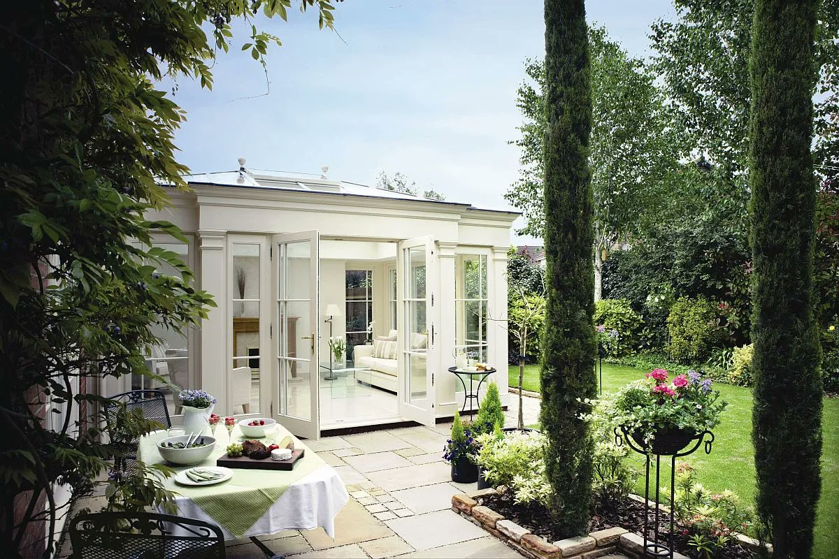 dsalisburycons's tweet photo. Classic design = timeless appeal β
#Throwback: this orangery we designed and installed in Essex, back in 2008, still has an enduring allure to this day, underlining how classic design has a timeless appeal π‘
#davidsalisbury #TBT #orangery #design #bespoke #Essex #EssexLife https://t.co/40MA8V939h