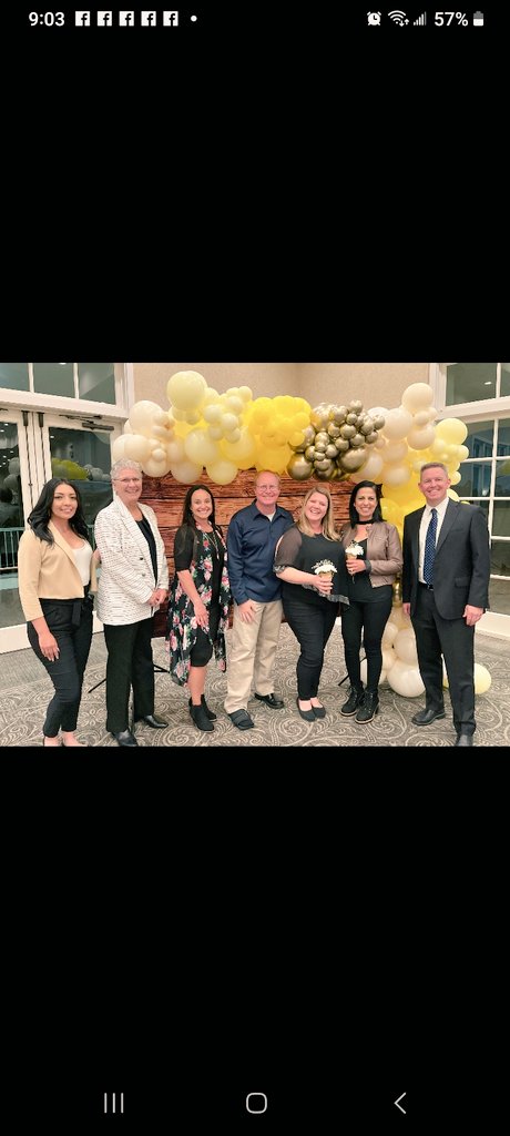 Honoring Heidi Quirk and Mrs.Nazari at the PTA HSA awards thank you for all you do!💐 @IMS_Knights #LHCSD #ImperialKnights