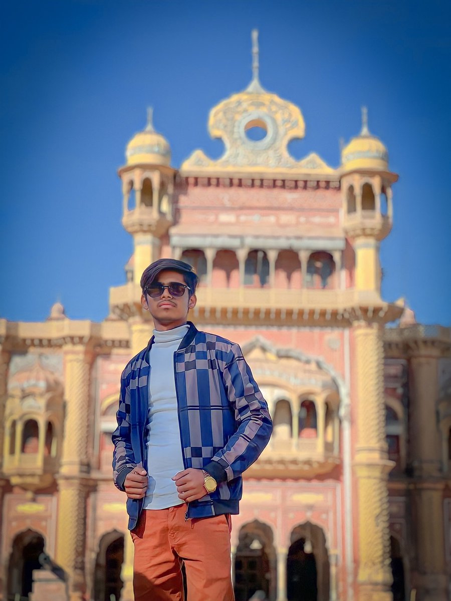 It's Faiz Mahal