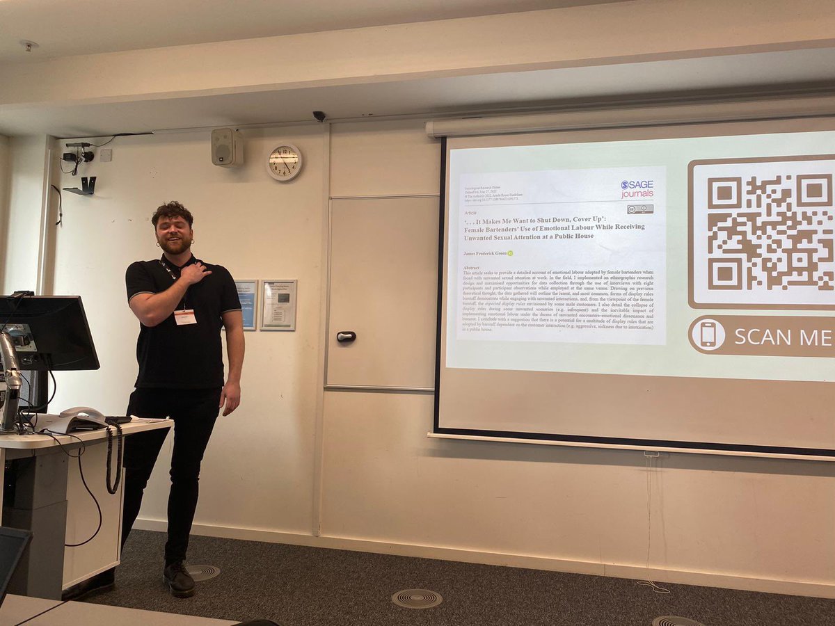 Presented at my first academic conference yesterday at the bsa… nerve wracking (understatement) but a really great experience!  #AcademicTwitter #britsoc2023