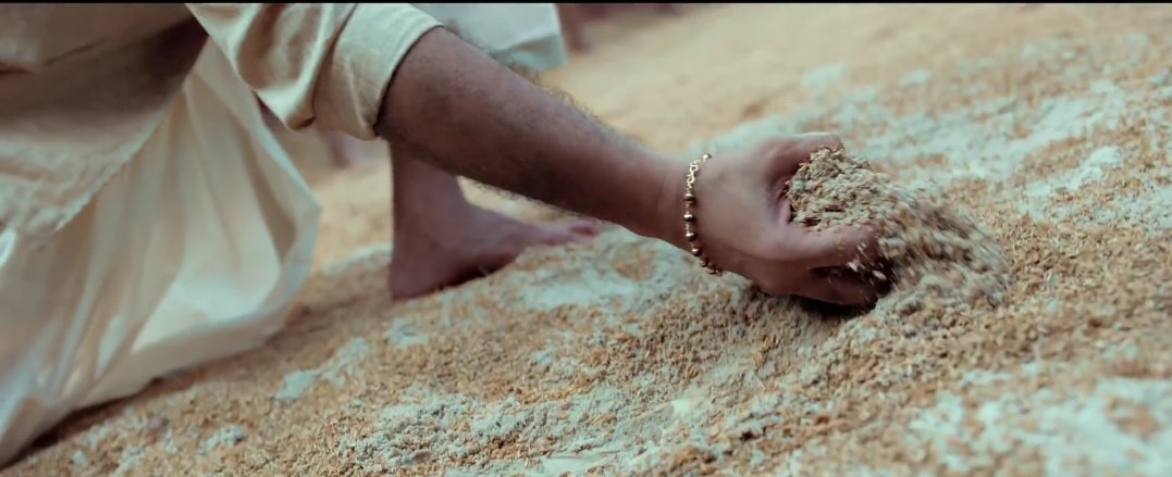 2255Binujohn's tweet photo. നാളെ... 👀🔥

#MalaikottaiVaalibanFL
@Mohanlal | #Mohanlal https://t.co/YuPPpTfZwM