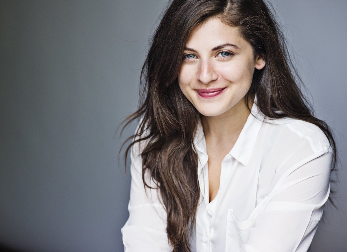 bwmgt's tweet photo. Our @KatieBernstein will star in #TheTattooistOfAuschwitz as Lale’s sister Goldie opposite #HarveyKeitel based on the best seller by #HeatherMorris cast by #KVHCasting @SynchronicityF @skytv @peacock https://t.co/qoKcdat9TI