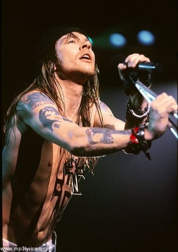 gnr_pics's tweet photo. https://t.co/C6hsJlAIhj