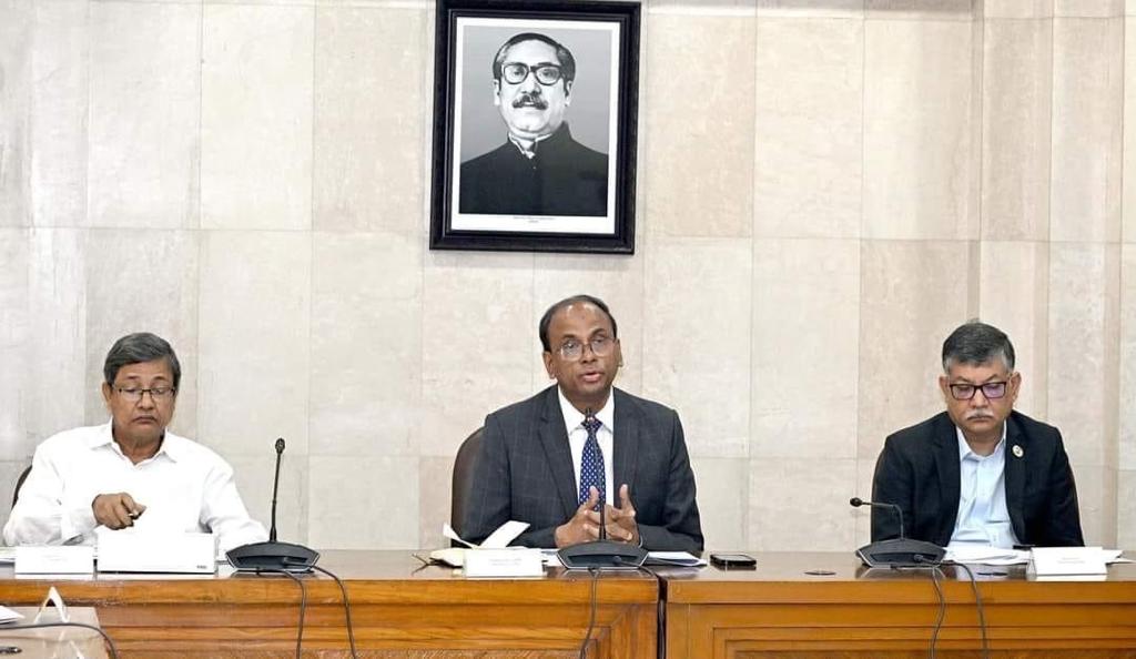 ficcibd's tweet photo. Fifth Japan-Bangladesh Public Private Joint Economic Dialogue (PPED) was held online on 11th April 2023. Bangladesh delegation participated from the conference room of the Prime Minister's Office. See more: https://t.co/1UHKuBaN0U https://t.co/pvMgzXIdrS