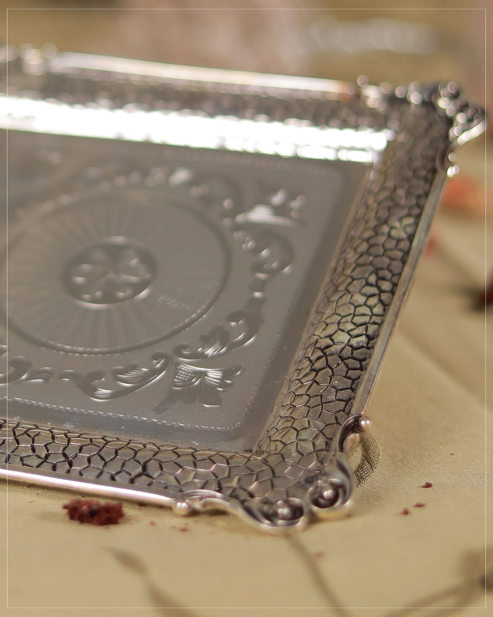 KsheerasJ's tweet image. You will fall in love with the minute detailing our accessories possess.

𝐊𝐬𝐡𝐞𝐞𝐫𝐚’𝐬 𝐒𝐢𝐠𝐧𝐚𝐭𝐮𝐫𝐞 𝐢𝐧 𝐒𝐢𝐥𝐯𝐞𝐫!!!

#silver #puresilver #plate #silverplate #pooja #poojaitems #silveritems #silveraccessory #silveraccessories #ksheeras #ksheeraspuresilver