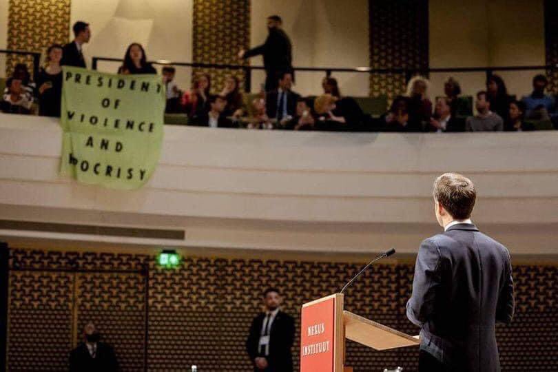 Même hors de France 🇫🇷 à l’international !
Sacrée réussite sa politique ! 
#nonalacensuredugouvernement 
#NonALaReformeDesRetraites