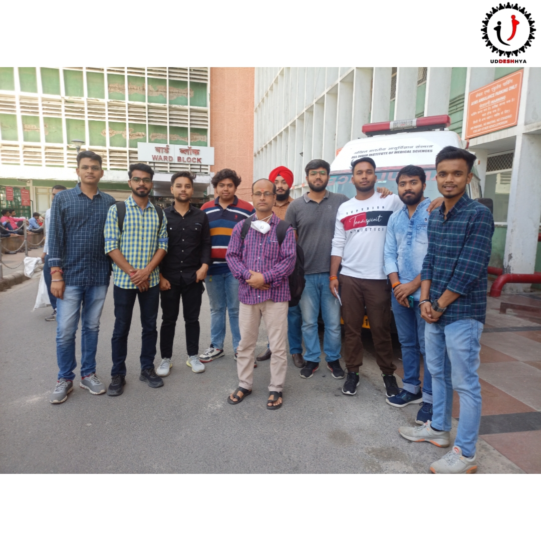 Kiet_edu's tweet photo. On 6th April, 5 units of blood were donated in AIIMS- New Delhi by our college students.
We appreciate the efforts of Team #Uddeshhya & volunteers.
#kiet_group_of_institutions #KIETGZB
#KIET #AKTU #AICTE #blooddonation #blooddonor #bloodforlife #ngo #living_for_a_reason https://t.co/TeoRobuGkN
