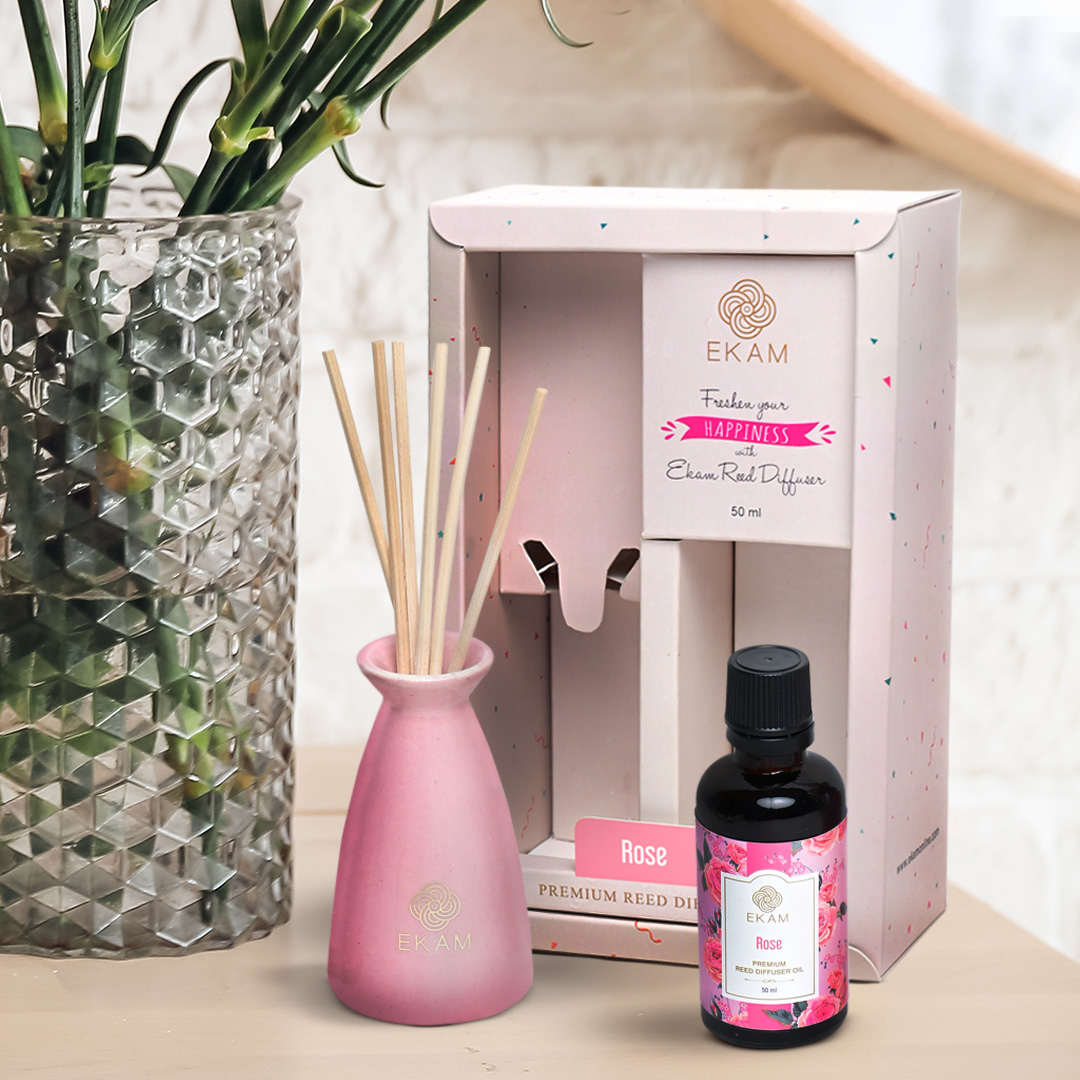 ekamonline's tweet image. What to do when you want to light a candle but  it&apos;s already too hot inside?  Try our collection of #ReedDiffusers that are a flameless, smokeless alternative and give you the same tempting aromas!  

Which scent are you excited to try?

#EKAMonline #FeelGoodWithEKAM
