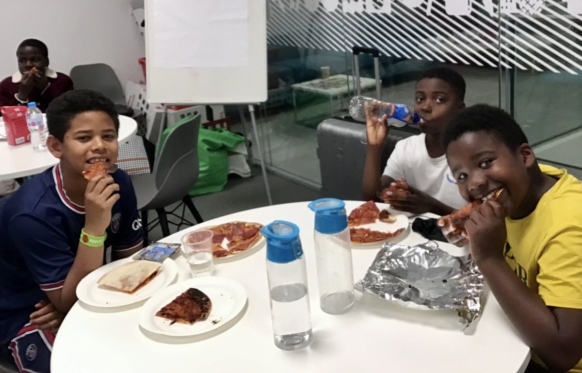 SAFCFoL's tweet photo. 🤗 An incredible first week with youngsters on our Holiday Activity and Food (HAF) programme.
Opportunities to share ideas and enjoy healthy meals together.
#WearHere4Spring | #HAF2023
🤝 @tfcsunderland https://t.co/xehXWqbeqs