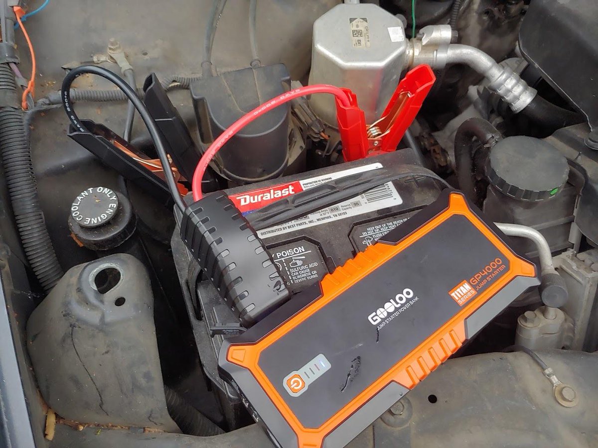 gooloo92625978's tweet photo. GOOLOO GP4000 Jump Starter🔥Flash Sales $99.99(55% off)🔥#GOOLOO #GP4000 #car
https://t.co/0TwCzv7ATC https://t.co/qtohDVp1Mk