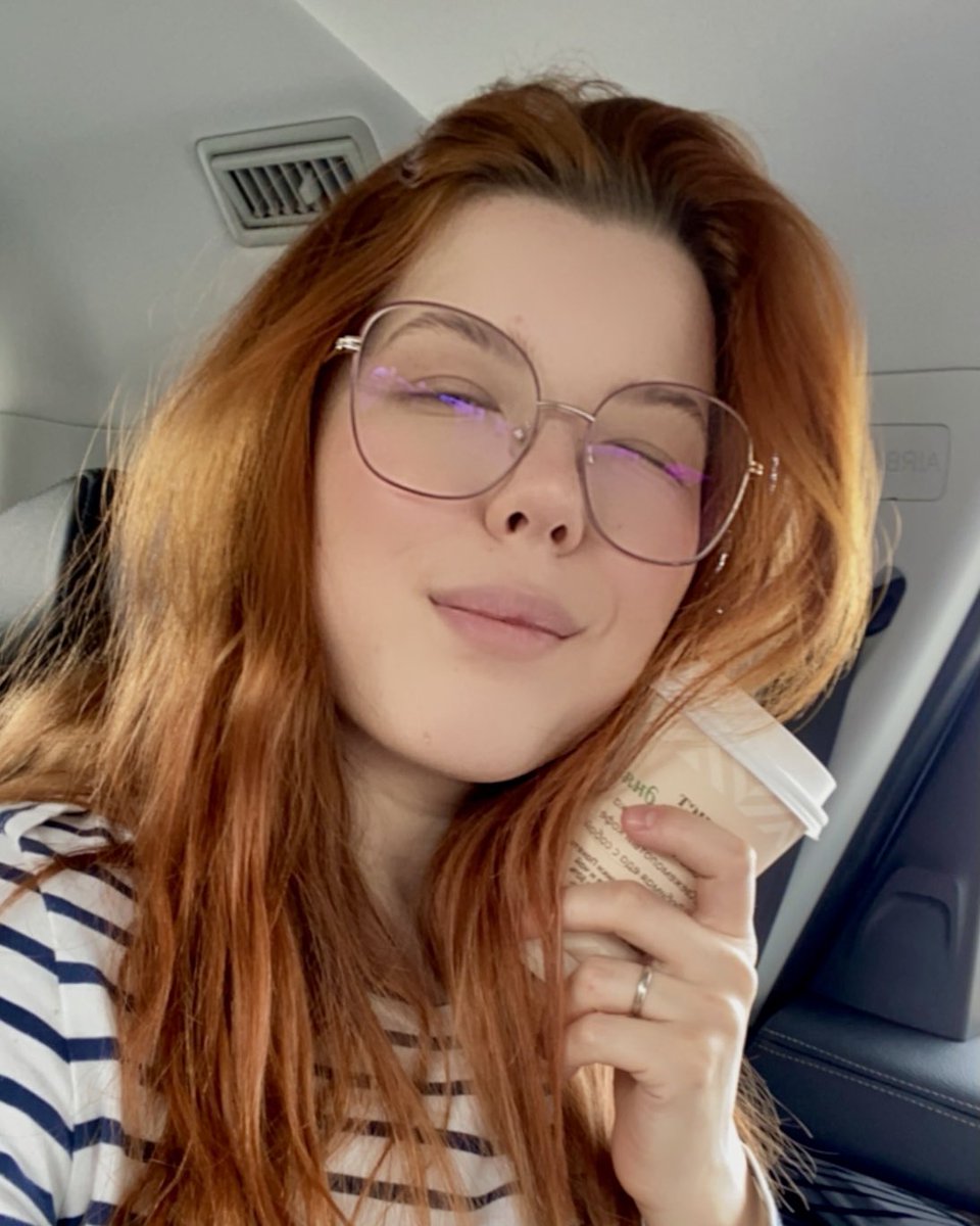 Have a nice day  NFT fam 💜 

It's official - our <a href="/22Collab/">22Collab🧩</a> content bot “Lazy Zhopa” is up and running! 

I'm beyond thrilled to explore new avenues of creativity and see what we can achieve together🔥#teamwork