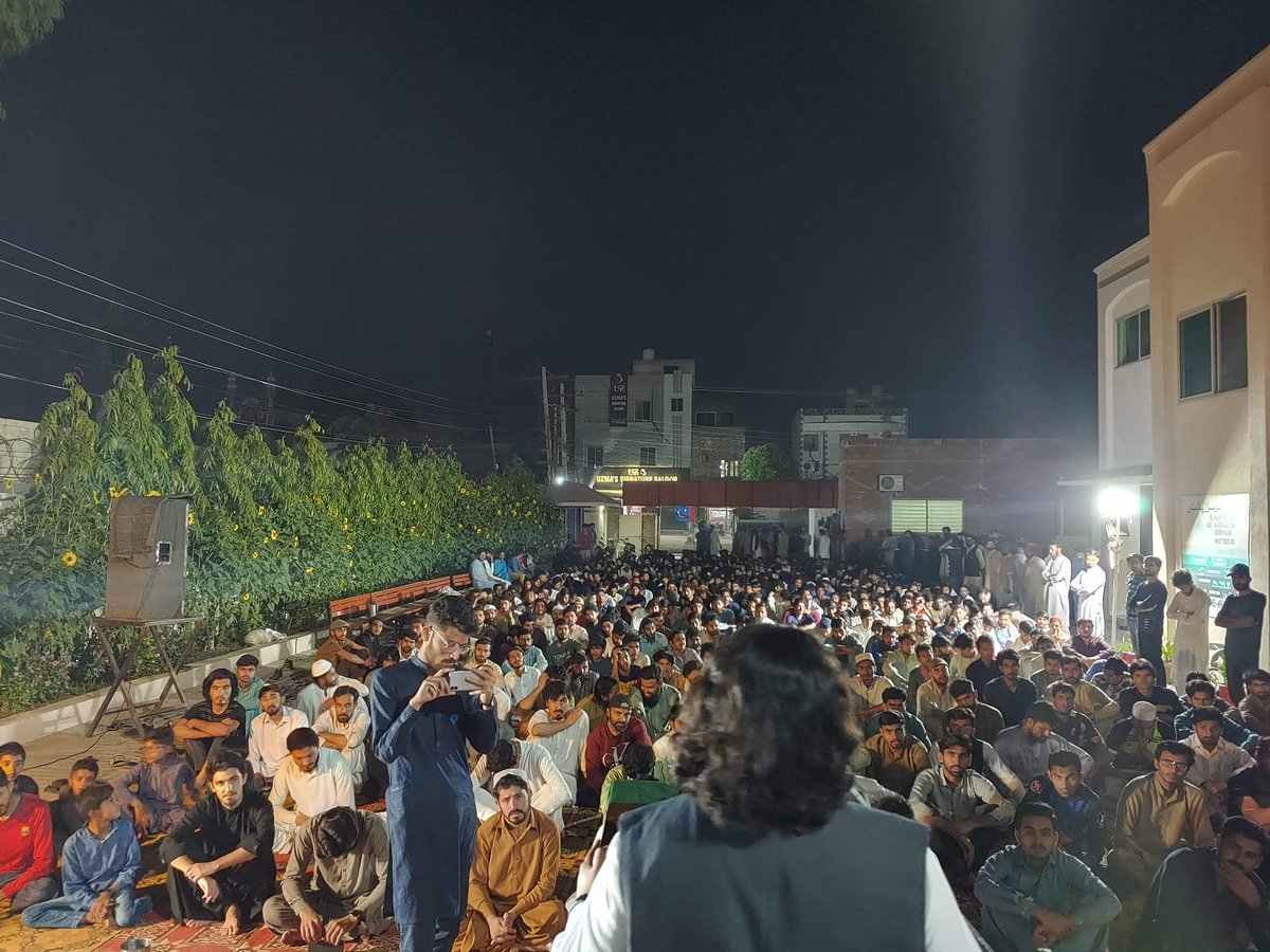 UmmahFirst313's tweet photo. اسلامی جمعیت طلبہ جامعہ سرگودھا "گرینڈ افطار ڈنر/اجتماع کارکنان"
#JamiatUOS | #Ramadan #Islam #IftarParty #GrandIftarUOS2K23 #Ijtimakarkunan https://t.co/T8oUE0pNLG