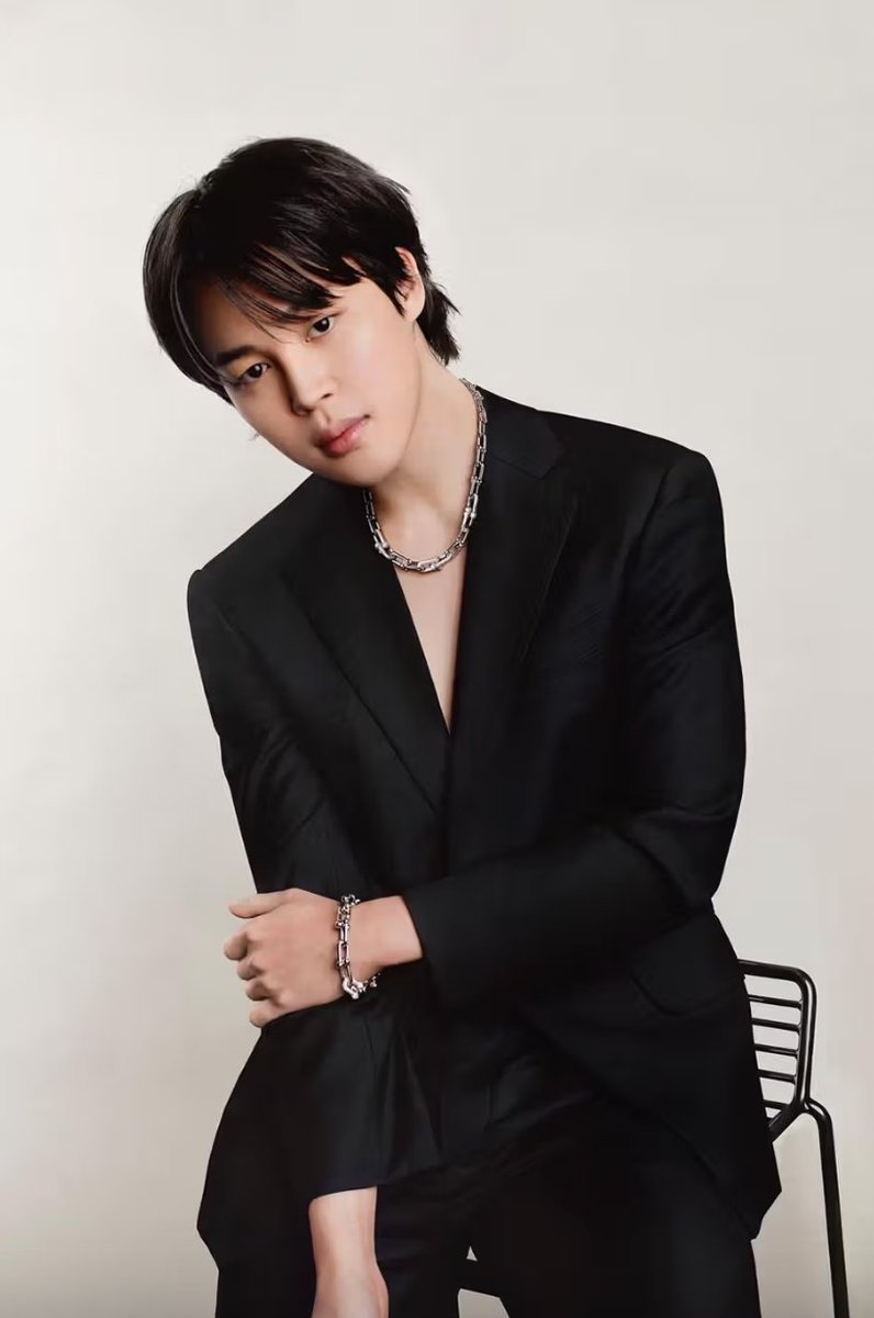 GQMiddleEast's tweet photo. #Jimin fronts #TiffanyAndCo. 

Watch the full video here:
https://t.co/K7V9QjVdQH

#BTS #BTS_twt #BTSJimin #BTSArmy @bts_bighit https://t.co/OQjE1N1NOD
