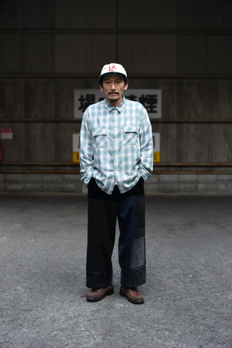 GODONitami's tweet photo. 春らしく優しい肌触りのライトなフランネルシャツ

【BIGMIKE】
OMBRE CHECK SHIRTS
〈SIZE〉Lのみ
¥9000+tax(¥9900)

オンブレチェックをビッグマイクのフィルターに通し

ビンテージワークシャツのディテールを忠実に再現

ワイドでゆったりした身幅でありながら程よい着丈のボックスシルエットです https://t.co/KifSYwfAOS