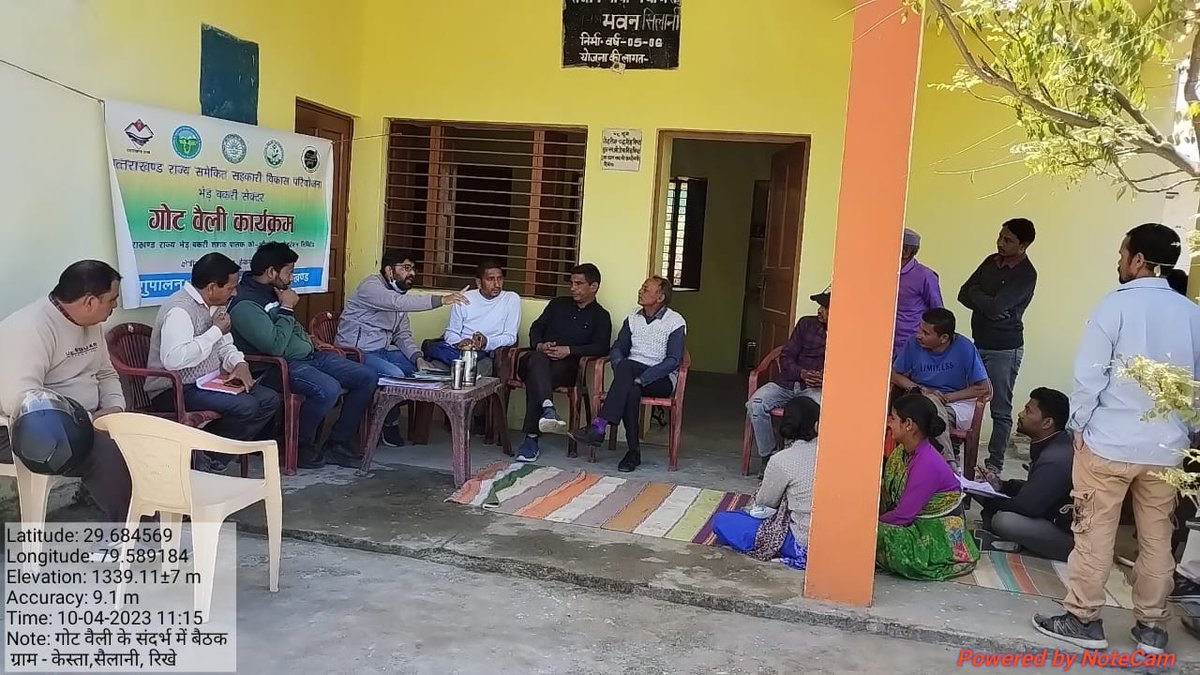 FIUALM_USGCF's tweet photo. गोट वैली योजना के अंतर्गत चयनित बकरी पालकों हेतु ग्राम  सिलानी  में प्रशिक्षण कार्यक्रम का आयोजन किया गया, कार्यक्रम में VO हवालबाग डाॅ मनोज पांडे ,LEO नवीन चन्द्र कोटियाल , FIU  डा0 रोहित प्रभात उपस्थित रहे @basava @mdusgcf @UswdbCeo @pashudhanUK https://t.co/Ddvli89WA3