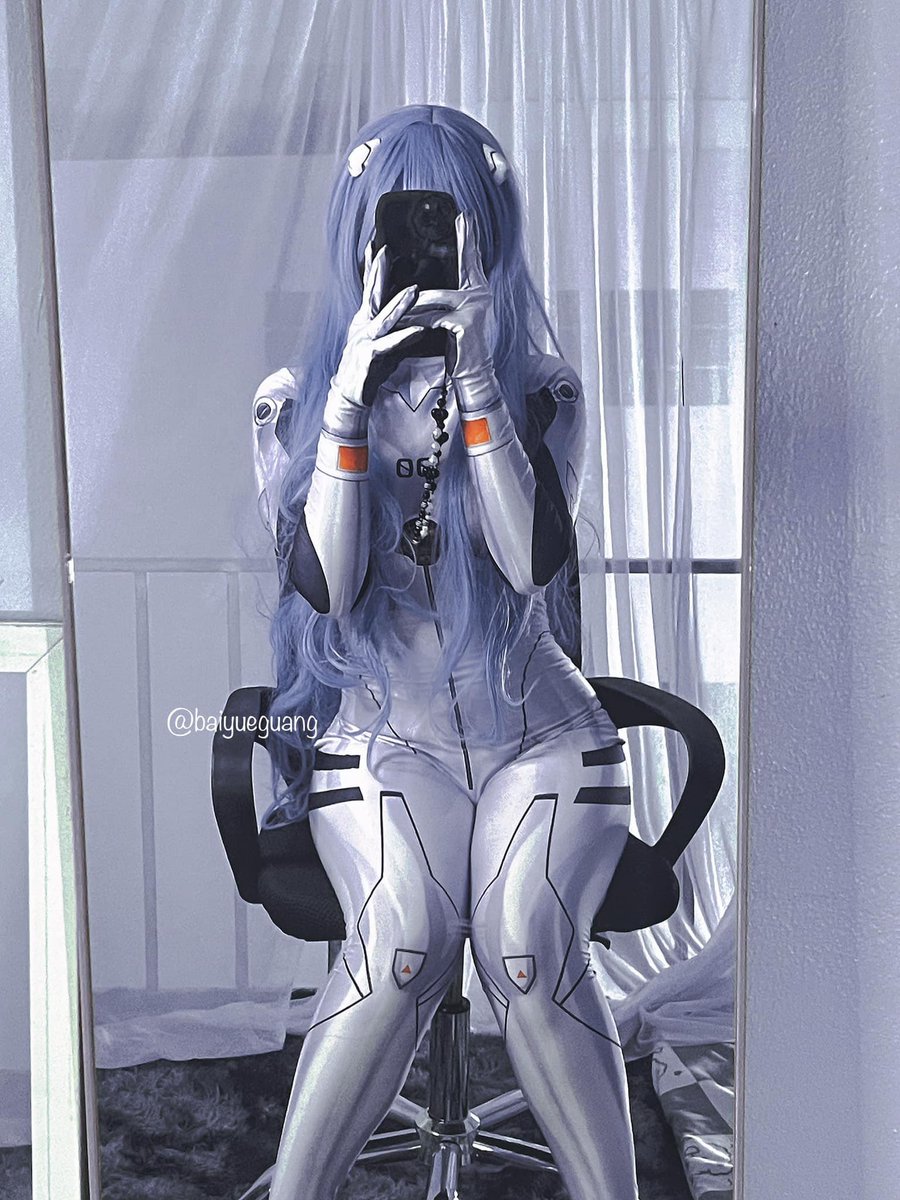 Cosplayvn's tweet photo. #Rei https://t.co/g91hG9FqAZ
