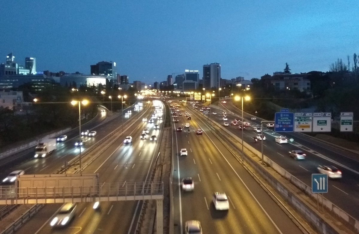 JuliTorres13's tweet photo. @IRMD2023 , Día Internacional de la Conservación de Carreteras, 🛣️ Participad con el hashtag #IRMD2023 📸 de #M30 en máximo funcionamiento, sería imposible sin el trabajo de 👷👷‍♀️ @ConservacionC , y 🔝 #gestion de @Emesa30 @SoniaSurez3 , Feliz día !!! a todo el sector #COEX 👏💪🚧 https://t.co/ovxgQ3n8ZM