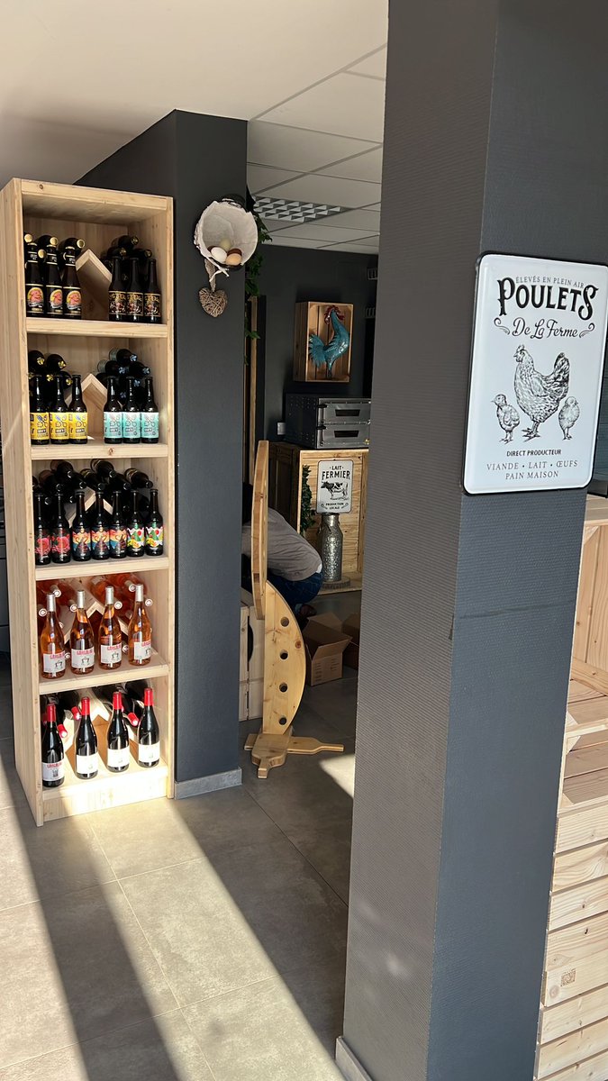 embalsace's tweet photo. Merci à notre partenaire Alsaflam, fidèle client de chez Embalsace pour son engouement autour de nos créations.

Ici des présentoirs à bouteilles et portes bouteilles exposés dans leurs locaux

Contactez-nous au 03 88 69 59 17 pour plus d’informations.

#emballage #embalsace https://t.co/89V0DDNcHB