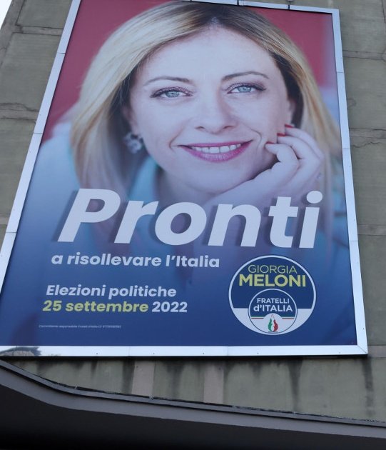 ma esattamente erano pronti a cosa?
#Meloni #GovernoMeloni #ElezioniPolitiche2022 #blocconavale #statodiemergenza