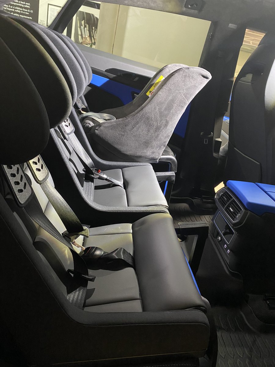 We had a very exciting fitting at Multimac HQ yesterday!! 😎

#Lamborghini #lamborghiniurus #3inthebackwithamultimac #dadof3