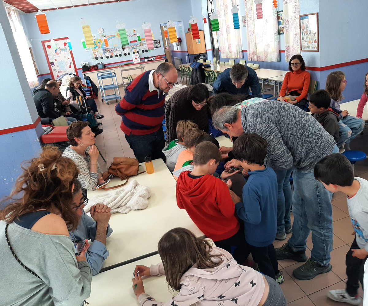 Ayer disfrutamos de una gran tarde con una charla sobre insectos con el entomólogo Luis Óscar Aguado.  ¿Quieres saber más o ver más fotos? instagram.com/p/Cq-Wm9ZtTkw/…