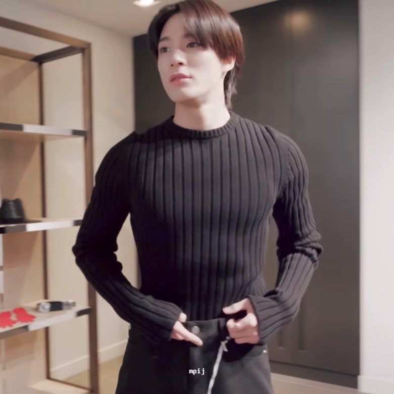 쥬 .-◡- tweet media