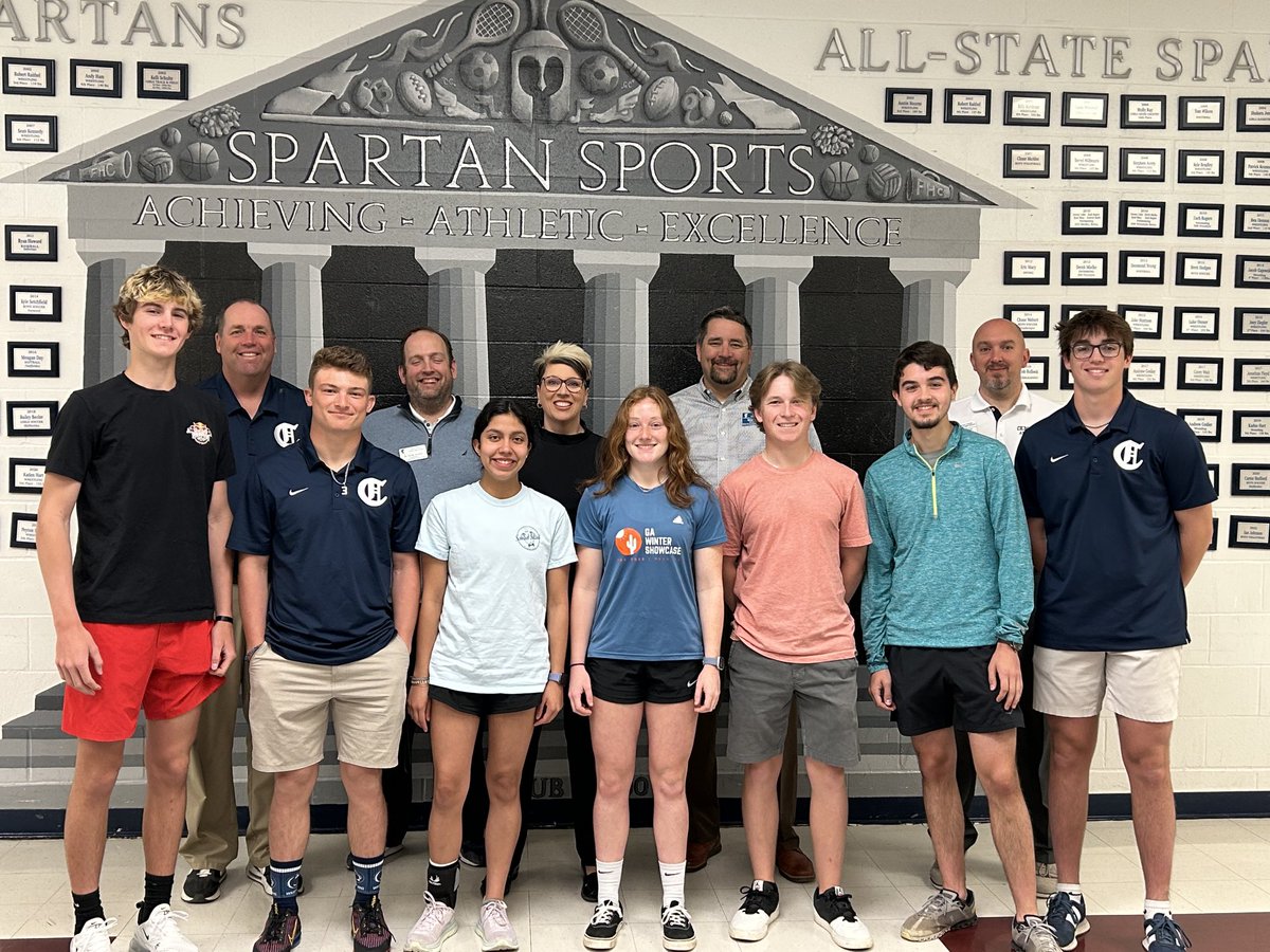 Harris_Mgmt's tweet photo. Congrats to the 2022-2023 Francis Howell Central “Scholar Athletes”!!

Our 9 award winners earned FIFTY-EIGHT Varsity Letters &amp; have a combined cumulative GPA of 4.41!!

#YouCANdoboth https://t.co/seZYnhkqNk