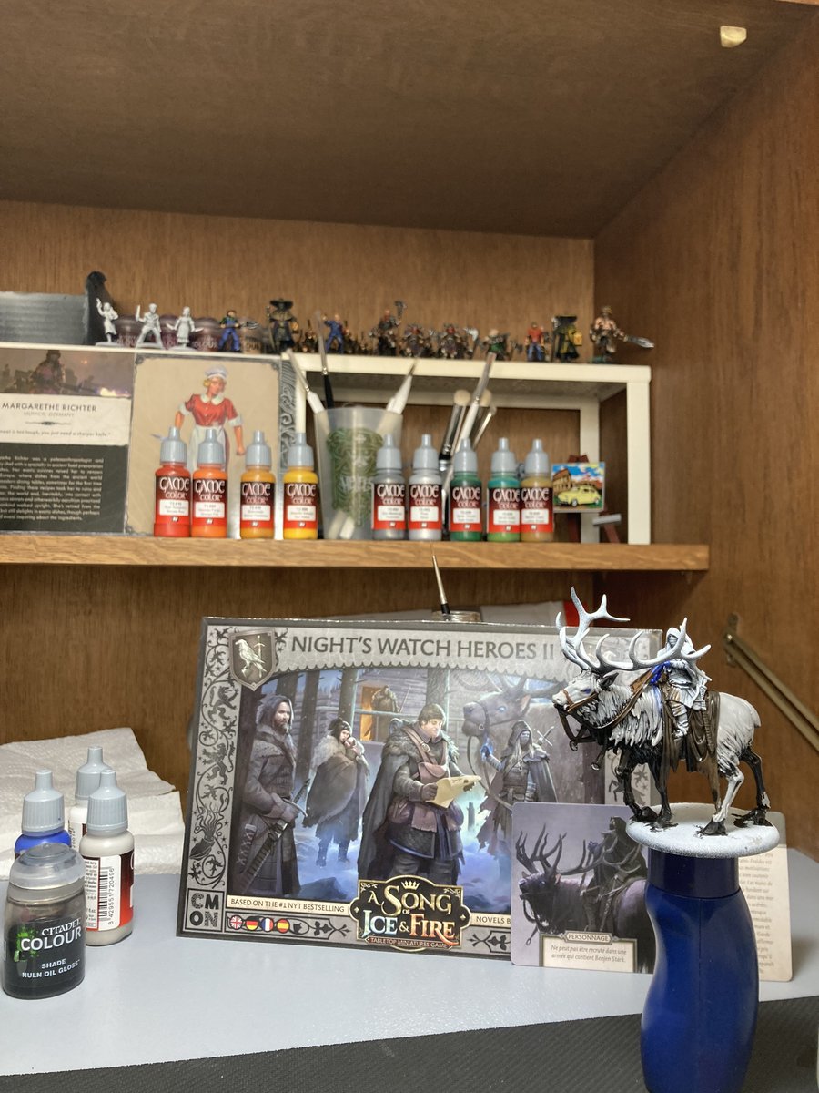 ChaNoailles's tweet photo. 🎨 Pause déj ! Je démarre la fig Mains-Froides pour #ASOIAF A Song of Ice and Fire
❄️🔥
#tronedefer #peinturesurfig #peinture #figurines #paintingminis #cmon #miniaturepainting #PaintedMinis #miniatures @CMONGames #WePaintMinis #paintedminis #nightswatch #peinturesurfigurine https://t.co/fAIkDq2yH8