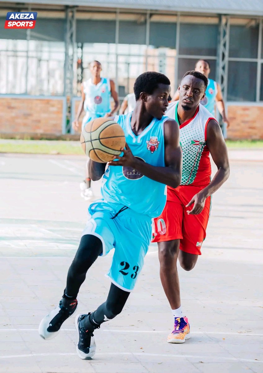 AkezaSports's tweet photo. Hier #Tigers écrasait #Muzinga et devenait la 2ème équipe de l’intérieur du pays qui bat une équipe de #Bujumbura dans l’histoire de la VBL (92-54)
On vous rappelle que cette année, Tigers de #Makamba avait déjà battu @LesHipposBBC de (80-60), mais dans le tournoi Nani Mkhali https://t.co/8L28M970sQ